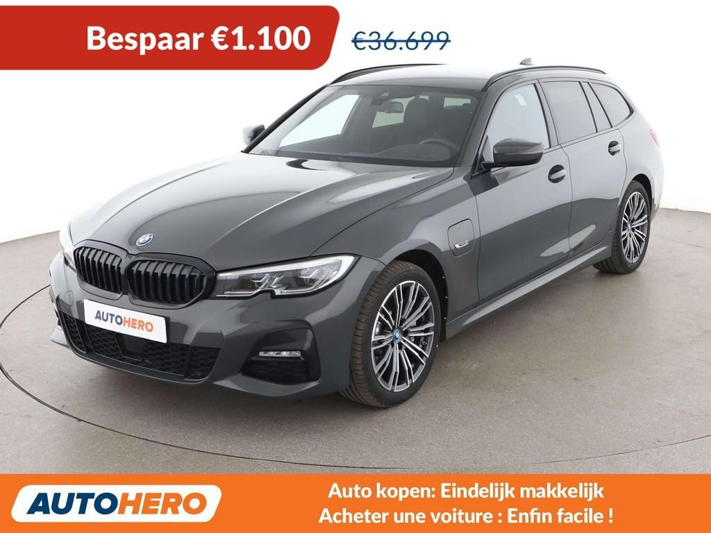BMW 3 Serie 330 330e xDrive M Sport (bj 2022, automaat), Auto's, BMW, Automaat, Alcantara, USB, Zilver of Grijs