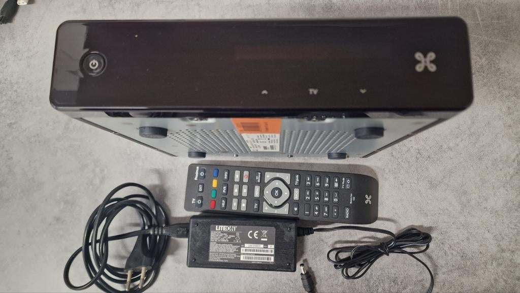 Tv Box Proximus V5 Cisco WS, Audio, Tv en Foto, Professionele apparaten, Ophalen