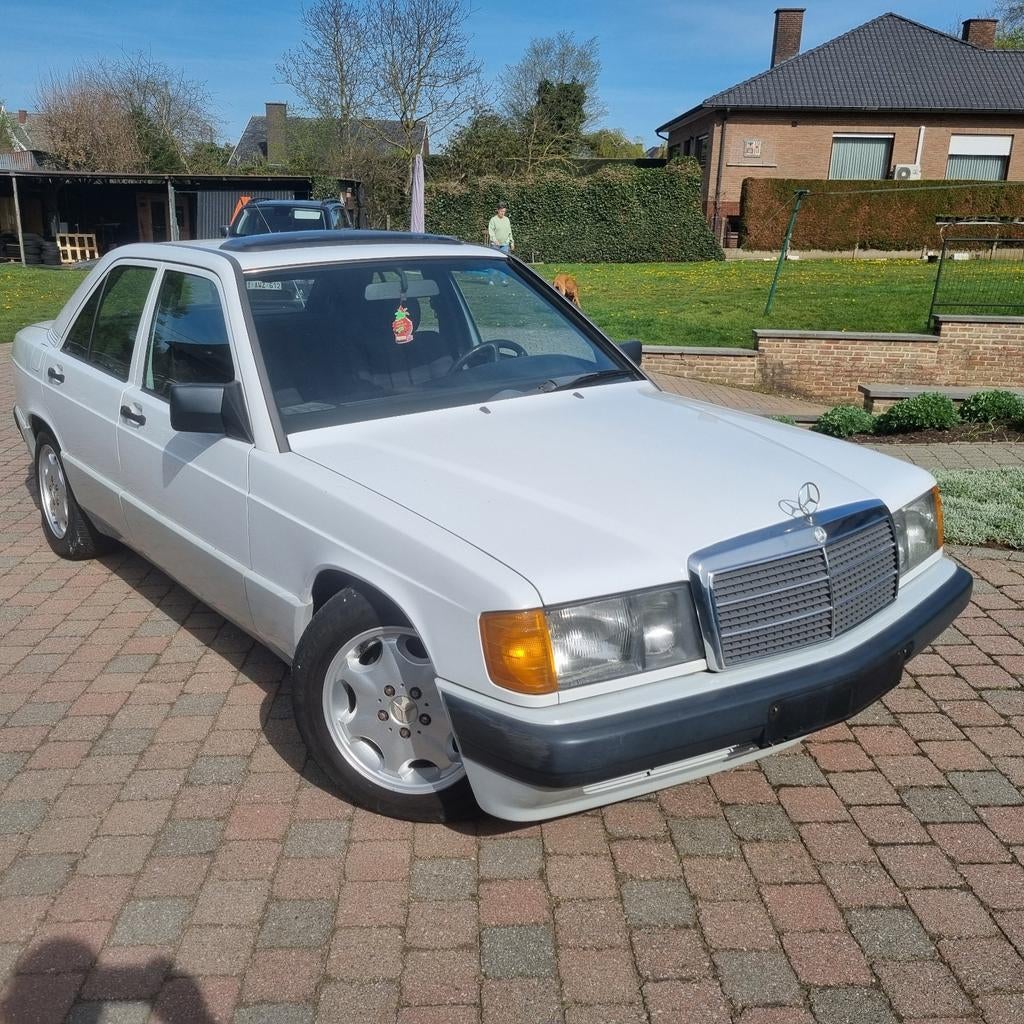 Mercedes 190d automatic oldtimer bj 16/01/1990, Auto-onderdelen, Ophalen of Verzenden