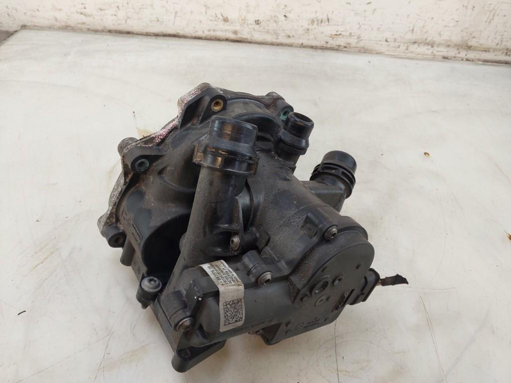 POMPE A EAU Volkswagen Golf VII (AUA) (01-2012/03-2021), Dhr. J. Ham, Volkswagen, Administratie@autoham.nl, Utilisé