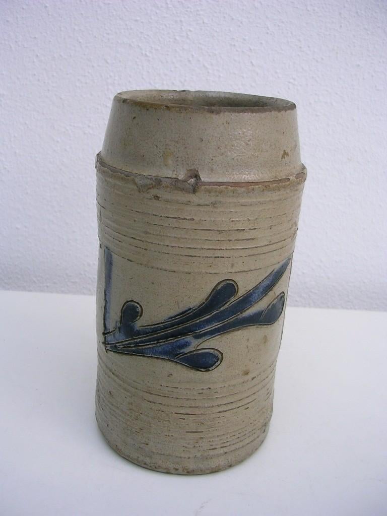 18e eeuwse steengoed beker kruikje bierpul Bouffioulx, Ophalen of Verzenden