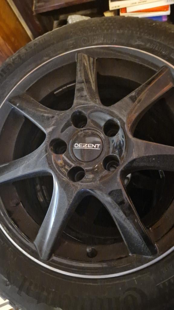 4 Pneus hiver 2 neufs + jantes + 2 pneus utilisés 2 hivers, Neuf, Pneus hiver, Véhicule de tourisme, 205 mm