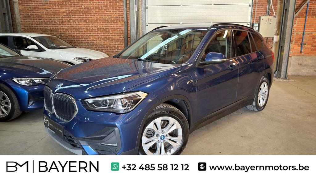 BMW X1 1.5iA xDrive25e Automaat Navi LED Garantie, Auto's, BMW, Stof, Gebruikt, Blauw, Bedrijf