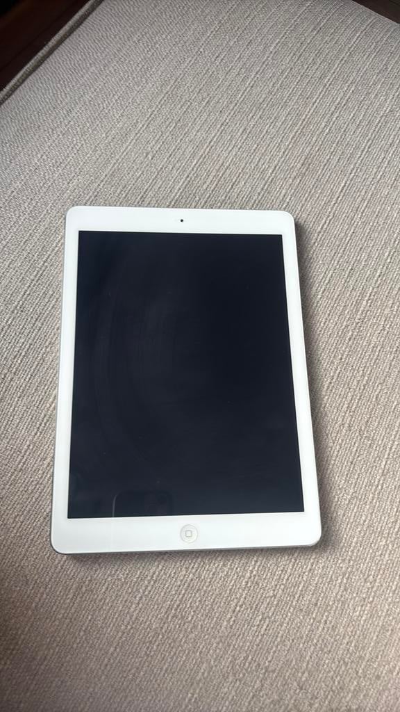 iPad Air 32 Go - Fonctionne parfaitement, Informatique & Logiciels, Enlèvement ou Envoi, Comme neuf