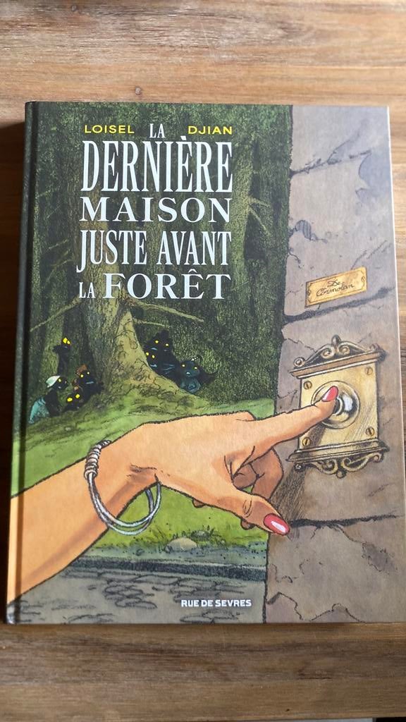 Derniere maison juste avant la foret, Livres, Envoi, Comme neuf