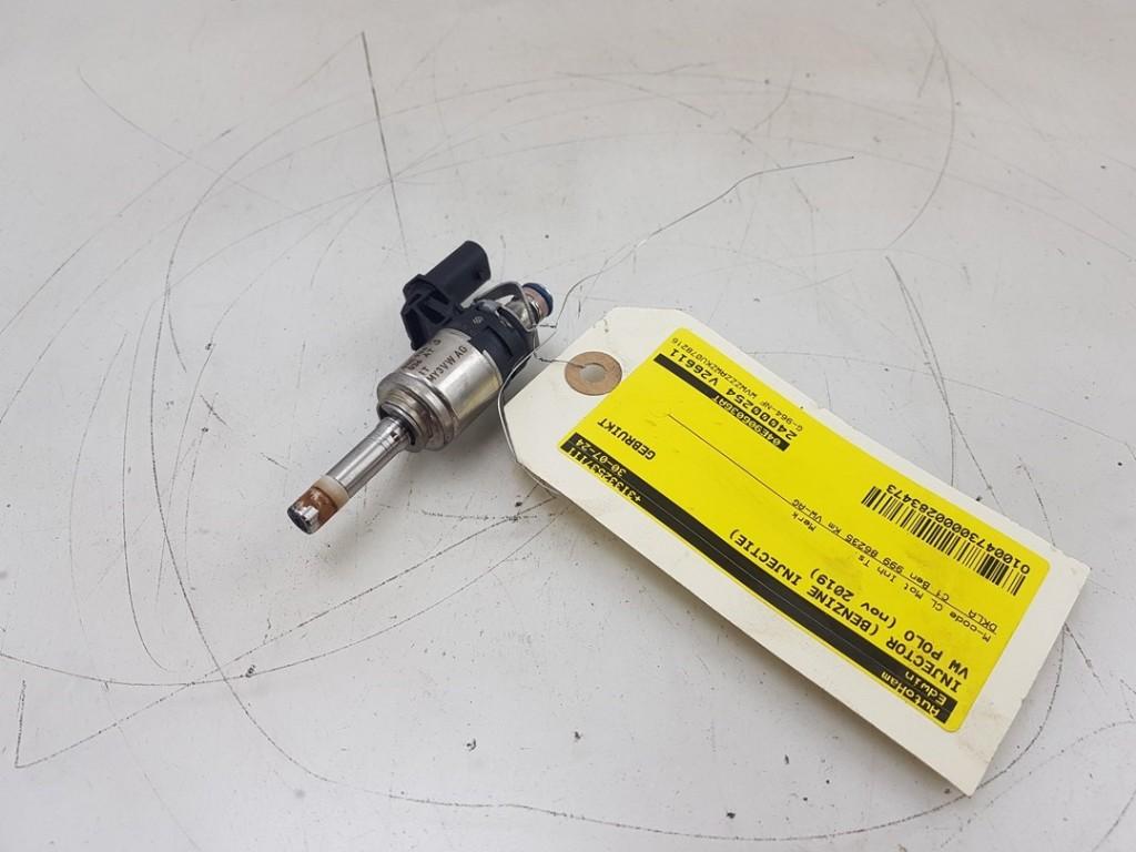 INJECTOR BRANDSTOF Volkswagen Polo VI (AW1) (|04E906036AT|), Auto-onderdelen, Dhr. J. Ham, Gebruikt, Volkswagen, Administratie@autoham.nl