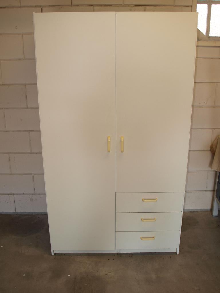 Kledingkast gebruikt 2 stuks, Huis en Inrichting, Gebruikt, 50 tot 100 cm, 150 tot 200 cm, 25 tot 50 cm