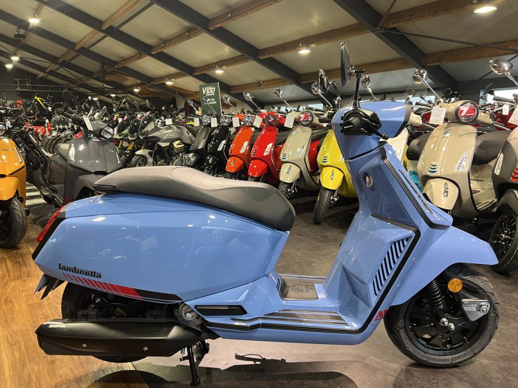 Lambretta X-125, Motoren, Scooter, Bedrijf, 125 cc, 11 kW of minder