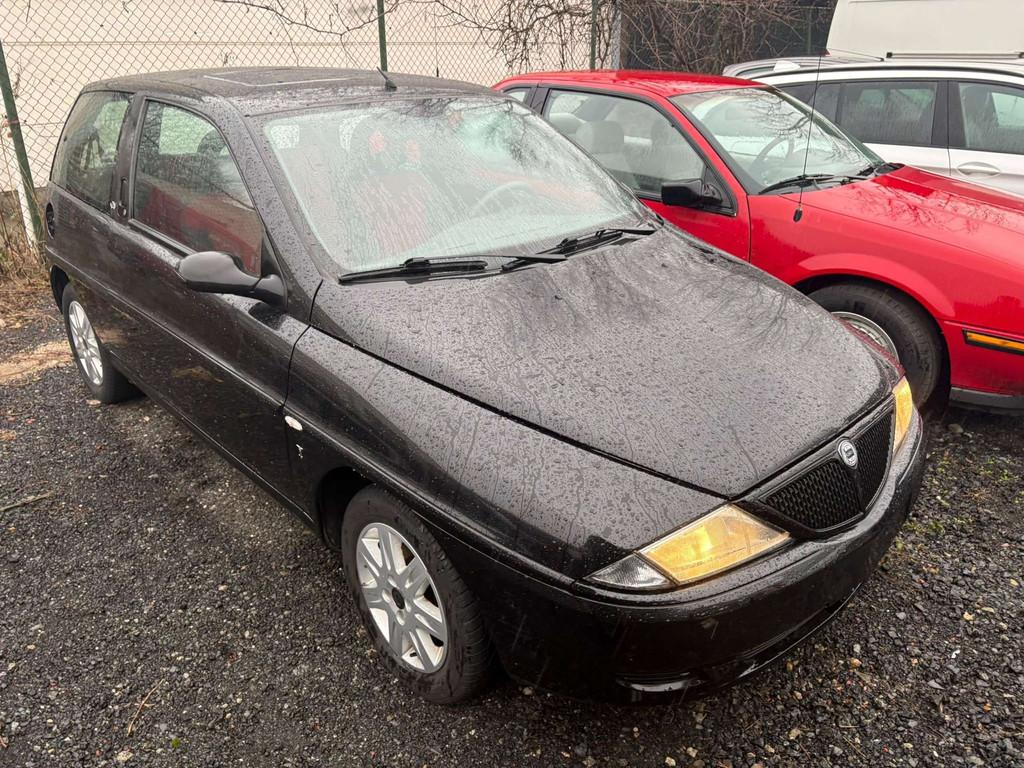 Lancia Y 1.2i benzine/BJ.2002/KM.72.900, Autos, Lancia, 1242 cm³, 1330 kg, Achat, Entreprise