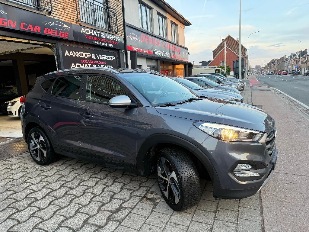 Hyundai Tucson Essence 87 km garantie op de Navi-camera, Auto's, Hyundai, Euro 6, Bedrijf, Handgeschakeld, Tucson