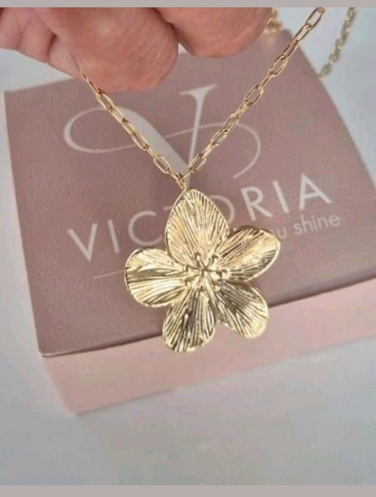 Collier Victoria, Bijoux, Sacs & Beauté, Enlèvement ou Envoi