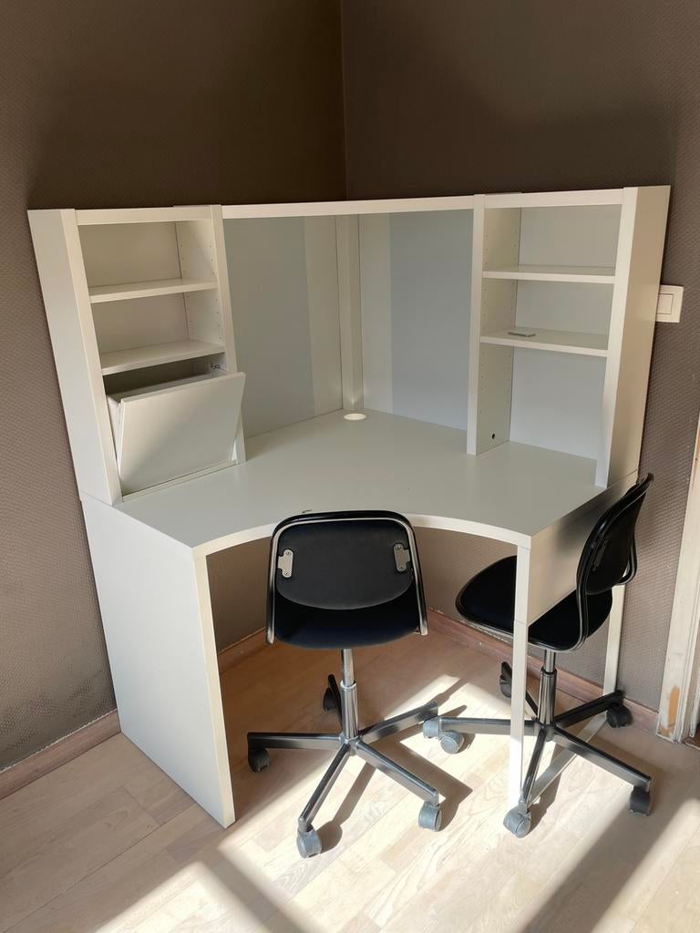 Bureau d’angle Ikea Mike + 2 chaises enfants, Maison & Meubles, Enlèvement, Utilisé, IKEA, Bureau enfant