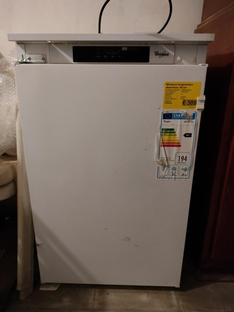 Diepvriezer inbouw Whirlpool, Minder dan 60 cm, Zo goed als nieuw, Energieklasse A of zuiniger, Inbouw
