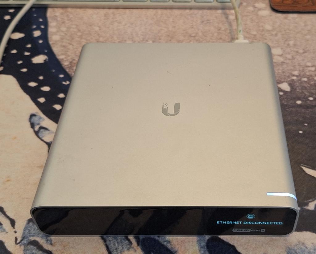 Unifi cloud key gen2+, Ophalen, Gebruikt