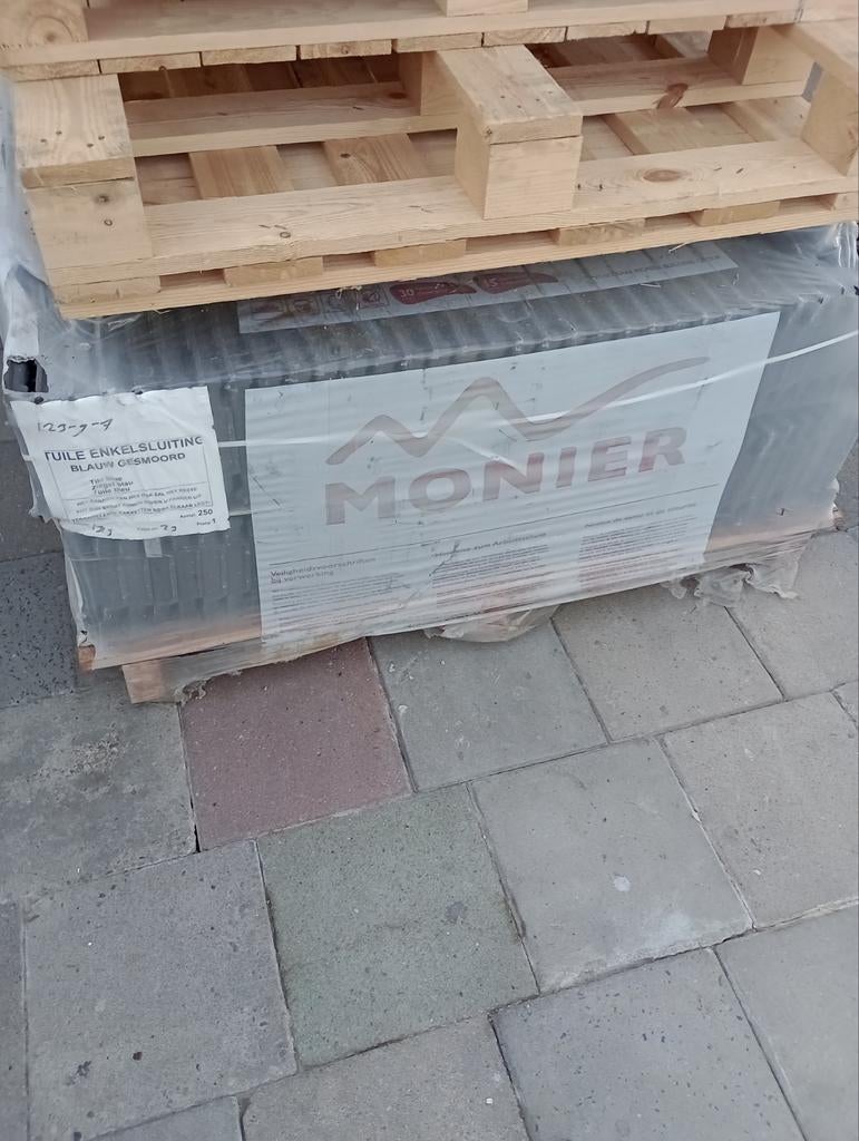 Tuile du Nord 750 dakpannen, Enlèvement