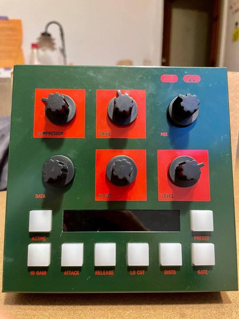 OTO Boum, Musique & Instruments, Effets, Enlèvement ou Envoi, Comme neuf, Distortion, Overdrive ou Fuzz