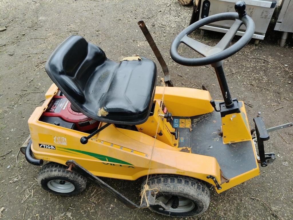 Zitmaaier Stiga, Ophalen