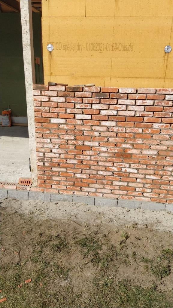 3 palleten gevelsteen avorio (3000 stenen), Enlèvement