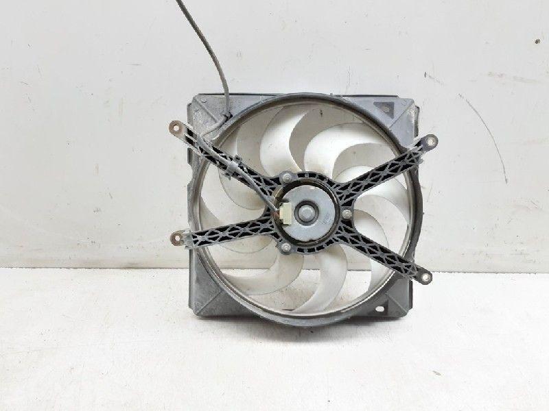 VENTILATEUR C Toyota Avensis (T22) (01-1997/02-2003), Dhr. M. Roggen, Toyota, Stadsweg 37 37
9917 PV  WIRDUM GR., NL, Utilisé