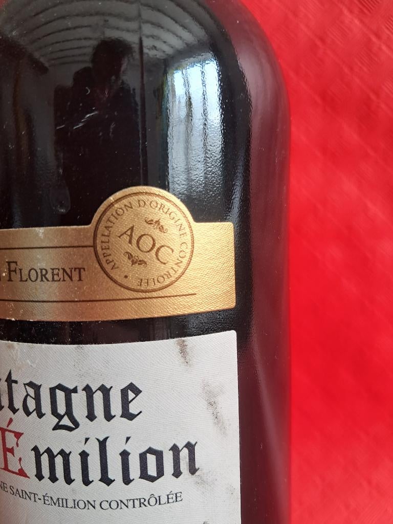 Montagne Saint Emilion  grand vin, Collections, Neuf, Pleine, Enlèvement, Vin rouge