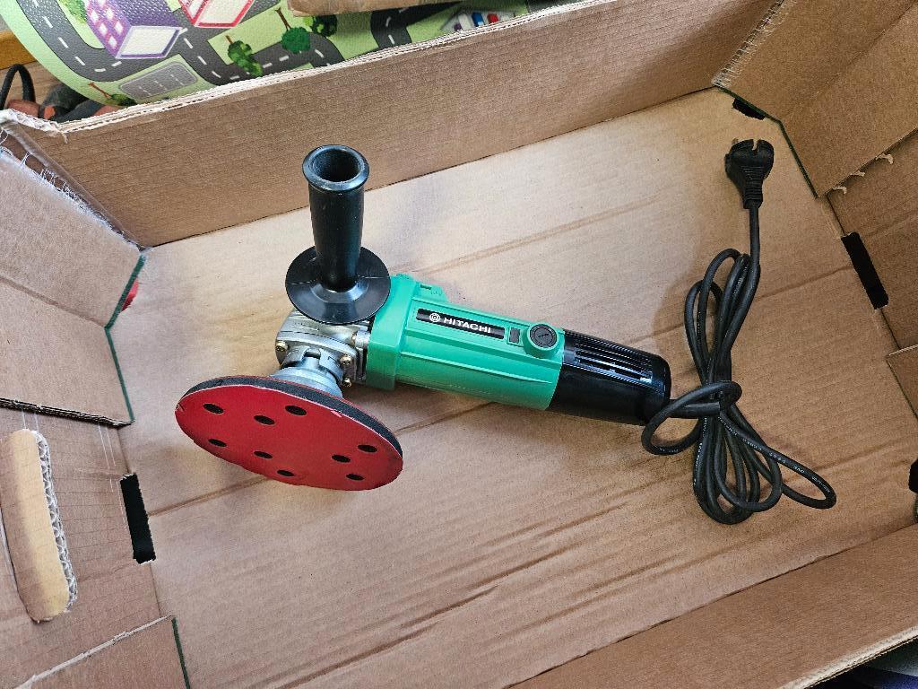 Ponceuse d'angle HiKoki 150 mm, Enlèvement, Neuf, 600 à 1200 watts, Ponceuse orbitale
