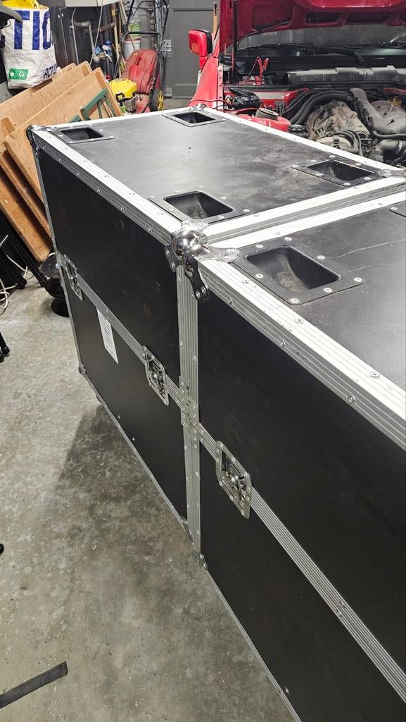 Dj booth, Ophalen, Flightcase