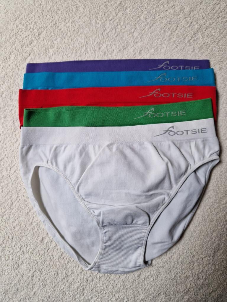 5 Nieuwe damesslipjes FOOTSIE maat S/M, Kleding | Dames, Ondergoed en Lingerie, Ophalen