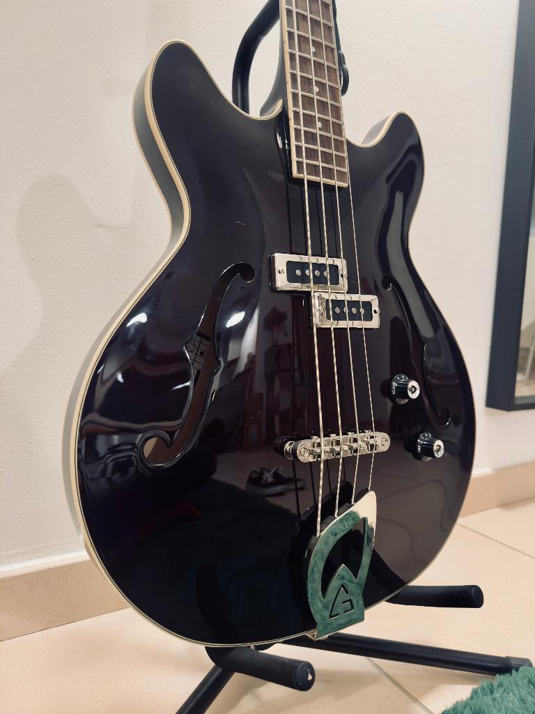 Guild Newark St. Collection Starfire I Bass Vintage Walnut, Muziek en Instrumenten, Ophalen of Verzenden, Zo goed als nieuw, Semi-akoestisch