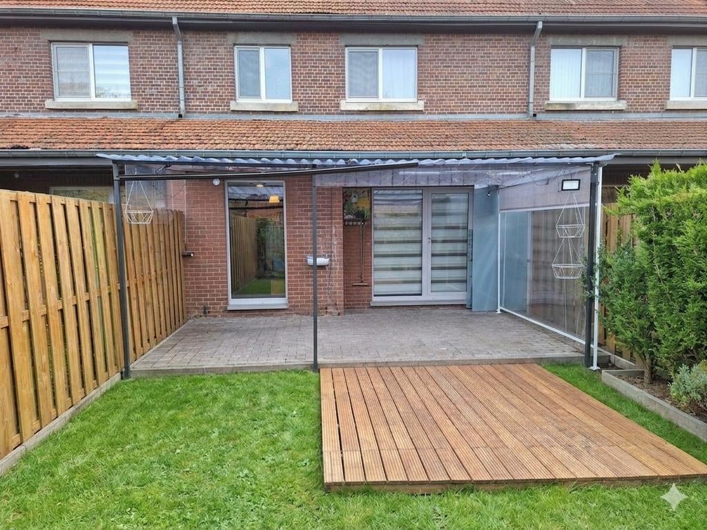 Blauwe golfplaat met zwart frame, Tuin en Terras, Gras en Kunstgras, Ophalen