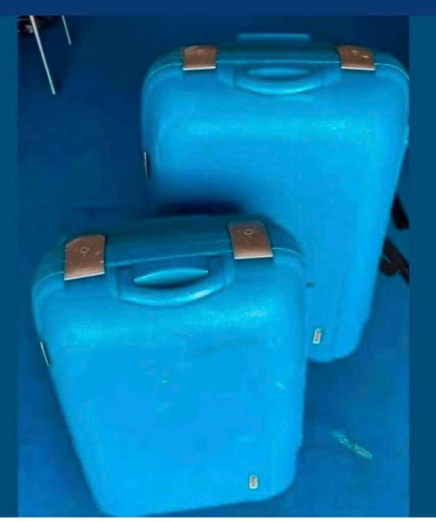 Reiskoffers, Ophalen, Zo goed als nieuw, Slot