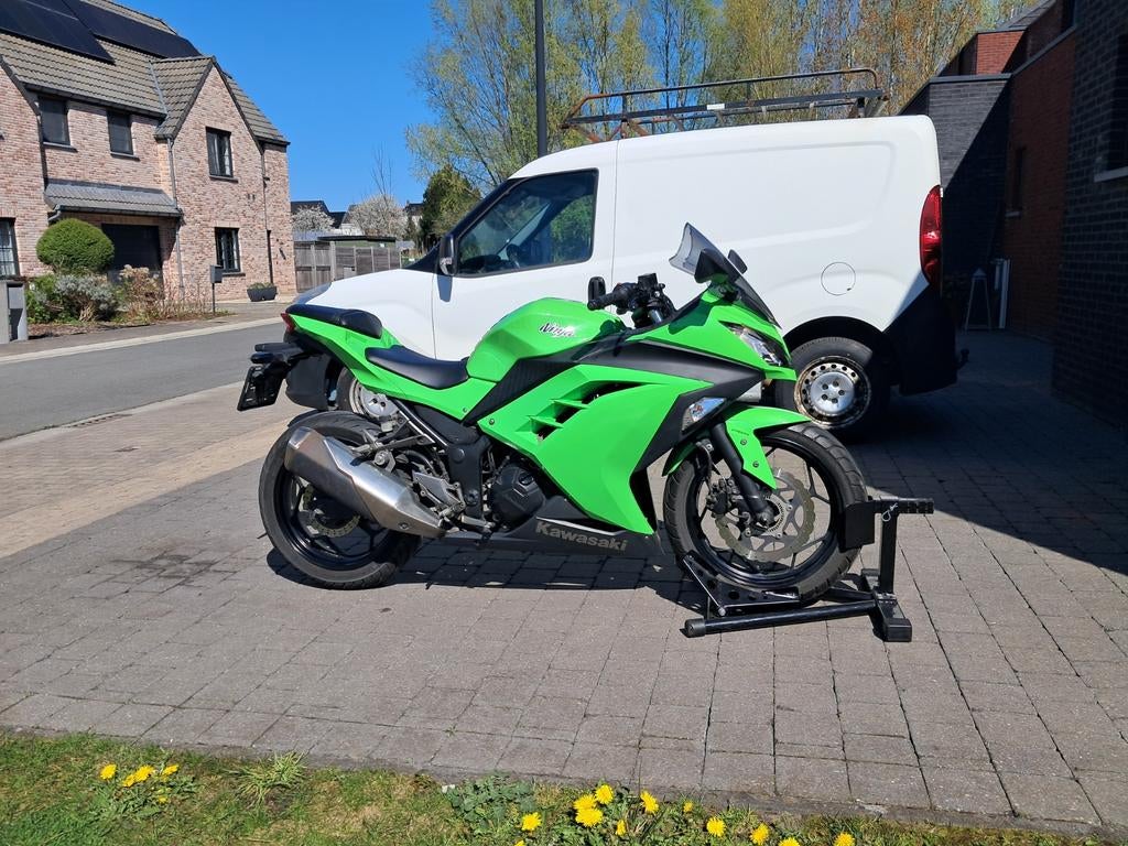 Kawasaki Ninja 300 ABS permis A2, Entreprise, ABS