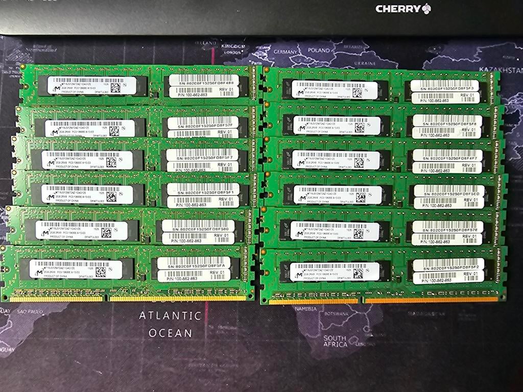 DDR3 ECC SERVER RAM 2GB x 12 pieces, Informatique & Logiciels, Enlèvement ou Envoi, DDR3