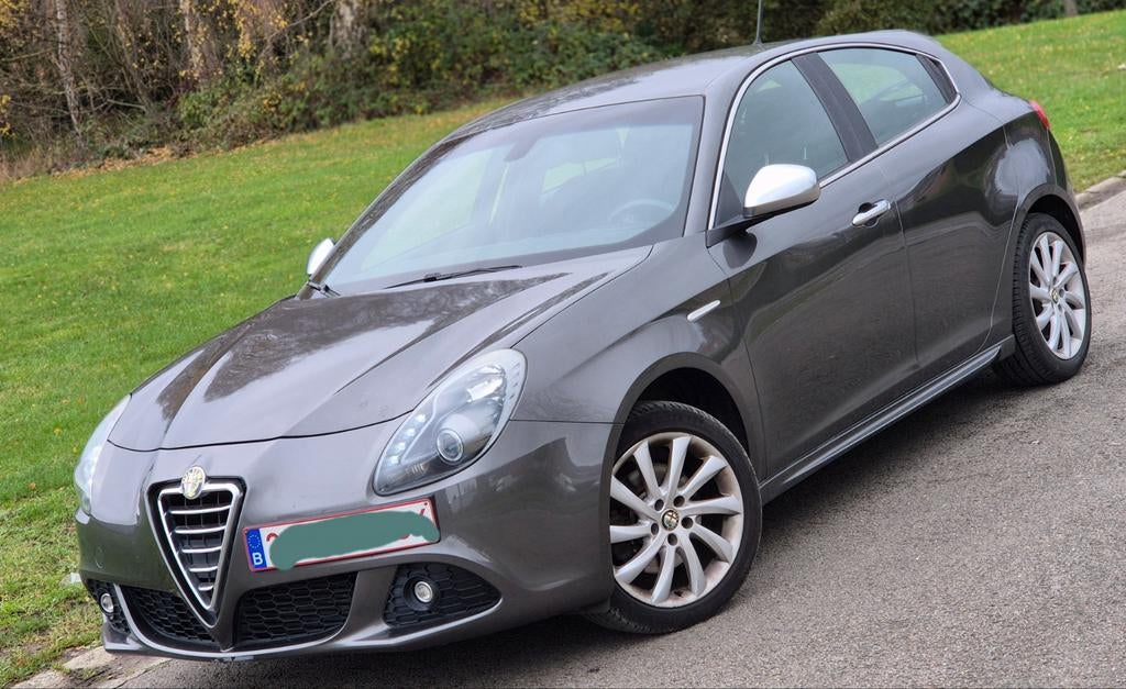 Alfa Romeo giulietta 20jtd 103kw 138mkm clima ctok  5999€, Auto's, Alfa Romeo, Euro 5, 1600 cc, 5 deurs, Particulier