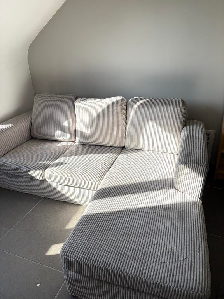 Zetel, Enlèvement, Comme neuf