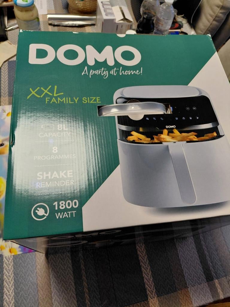 Nieuwe airfryer Domo XXL familie size, Elektronische apparatuur, Airfryers, Ophalen of Verzenden, Airfryer