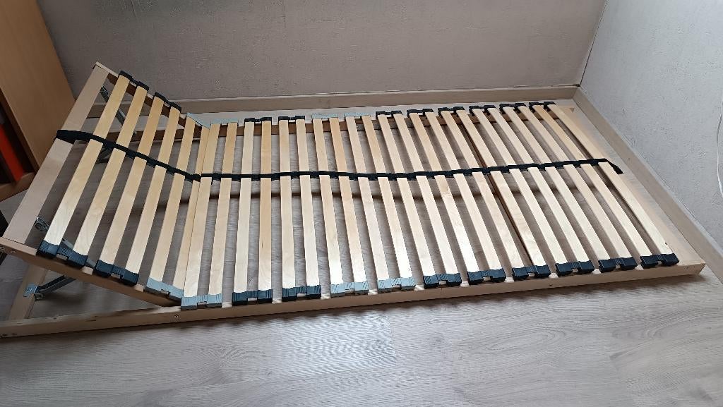 Lattenbodem, Ophalen, 90 cm, Eenpersoons, Zo goed als nieuw