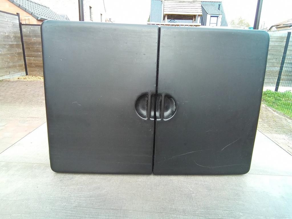 Vintage Opbergkast zeer stevig kan opgehangen worden, Tuin en Terras, Ophalen, Kunststof