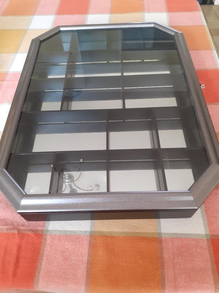 vitrine kastje, Huis en Inrichting, Kasten | Vitrinekasten, Ophalen, Glas
