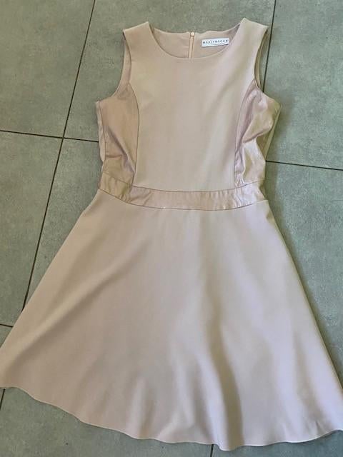 Heel mooie jurk maat 38  Nieuwstaat, Kleding | Dames, Jurken, Ophalen of Verzenden, Zo goed als nieuw, Maat 38/40 (M), Boven de knie