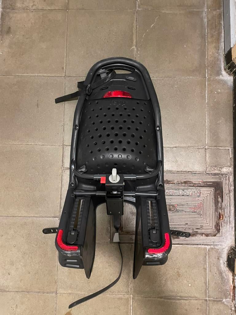 Siège de vélo pour enfant, Vélos & Vélomoteurs, Enlèvement, Comme neuf, 0 à 18 kg, Repose-pieds