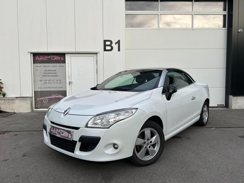 Renault Megane 1.6i Cabrio perfecte staat, Auto's, Euro 5, Stof, Zwart, Cabriolet