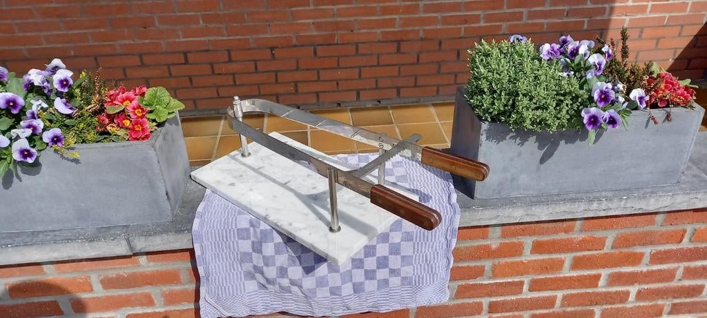 Grote hespen klem op marmeren plaat ., Overige typen, Ophalen, Zo goed als nieuw, Steen/keramiek