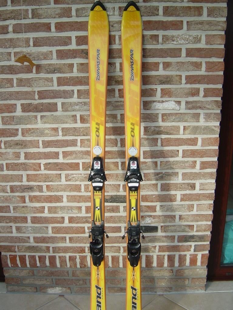 Dynastar alpineskis voor dames, Ophalen