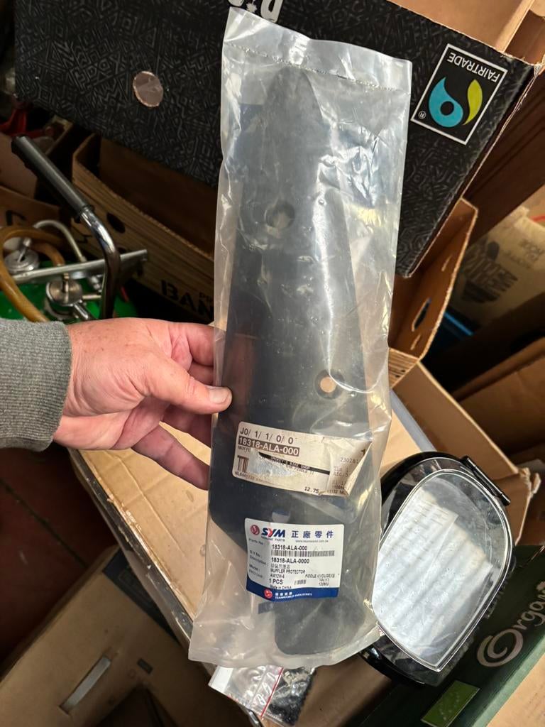 Protection d'échappement Sym Fiddle 2, Vélos & Vélomoteurs, Enlèvement ou Envoi, Neuf