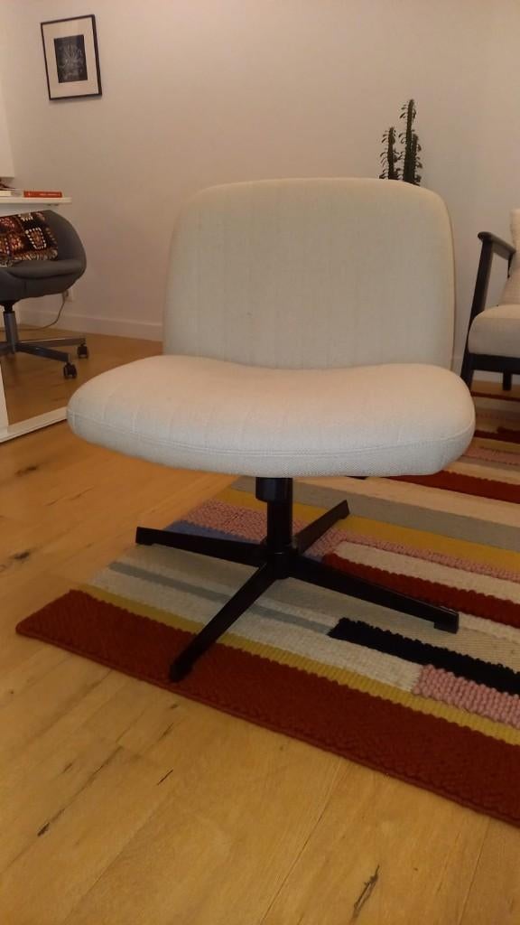 Chair computer or living room, Huis en Inrichting, Stoelen, Zo goed als nieuw, Eén, Metaal, Stof, Wit, Ophalen