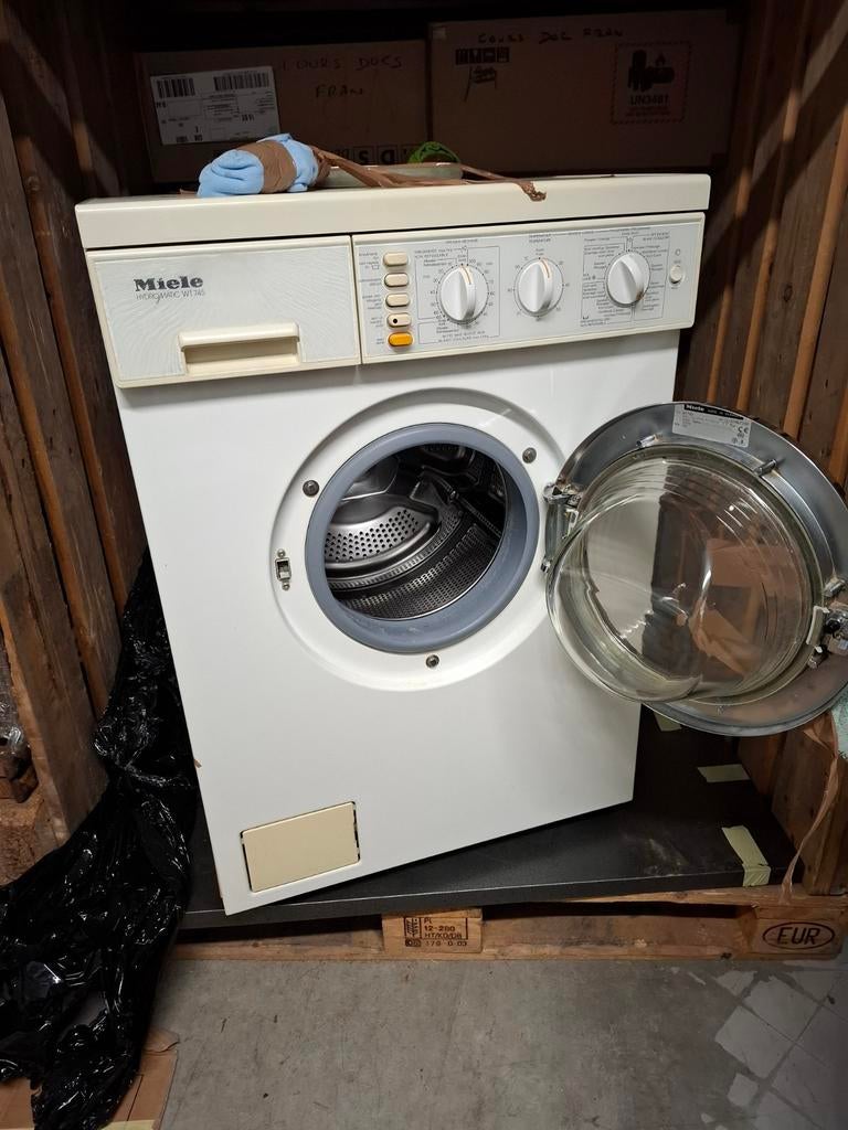 1 lave-linge sèchant Miele Hydromatic WT 745, Enlèvement