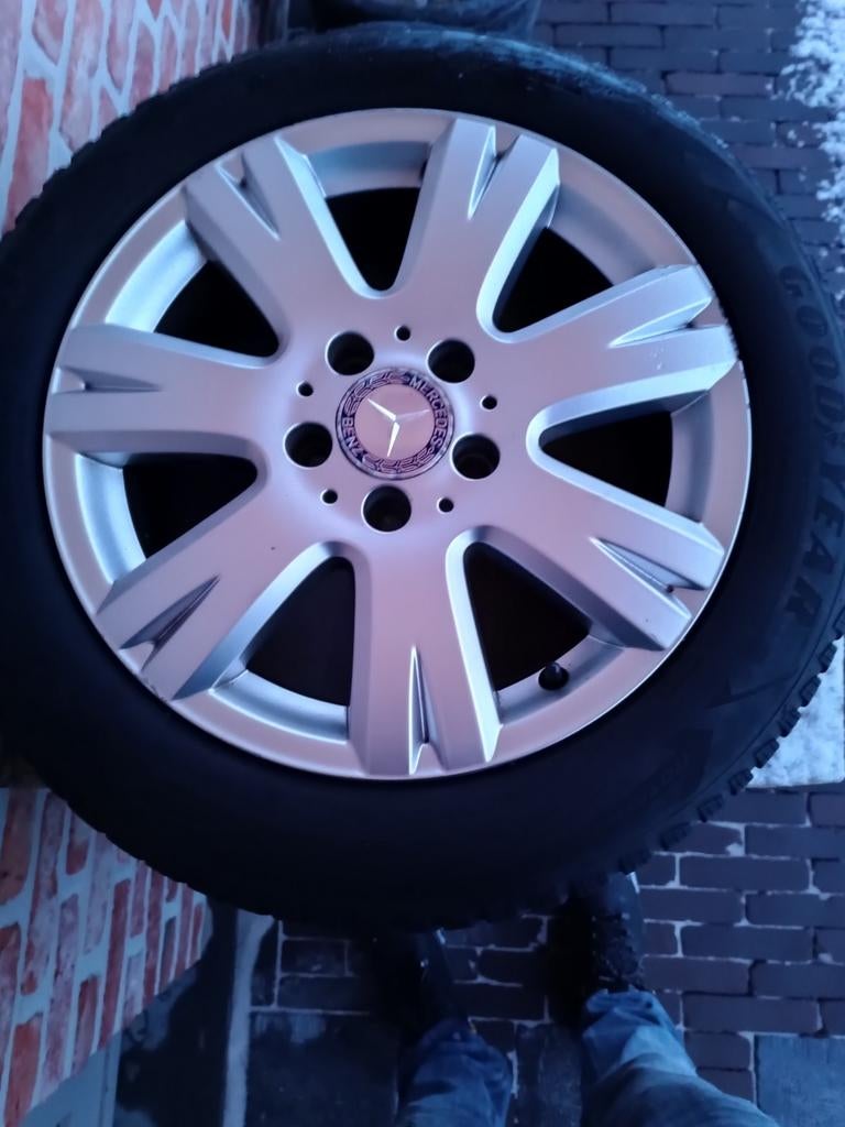 Velgen met winterband Mercedes w204, Ophalen, Band(en)