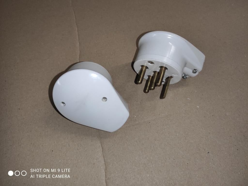 Oude Legrand-stopcontacten, Ophalen of Verzenden, Zo goed als nieuw