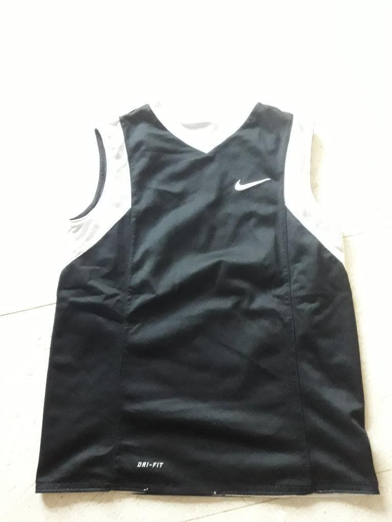 Tee-shirt Nike noir 10y, Garçon, Enlèvement ou Envoi, Utilisé, Nike