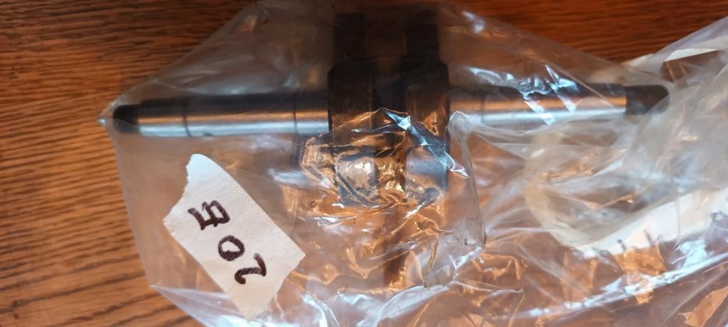 Mbk av7 vilebrequin, Vélos & Vélomoteurs, Pièces de cyclomoteur | Général, Enlèvement, Neuf